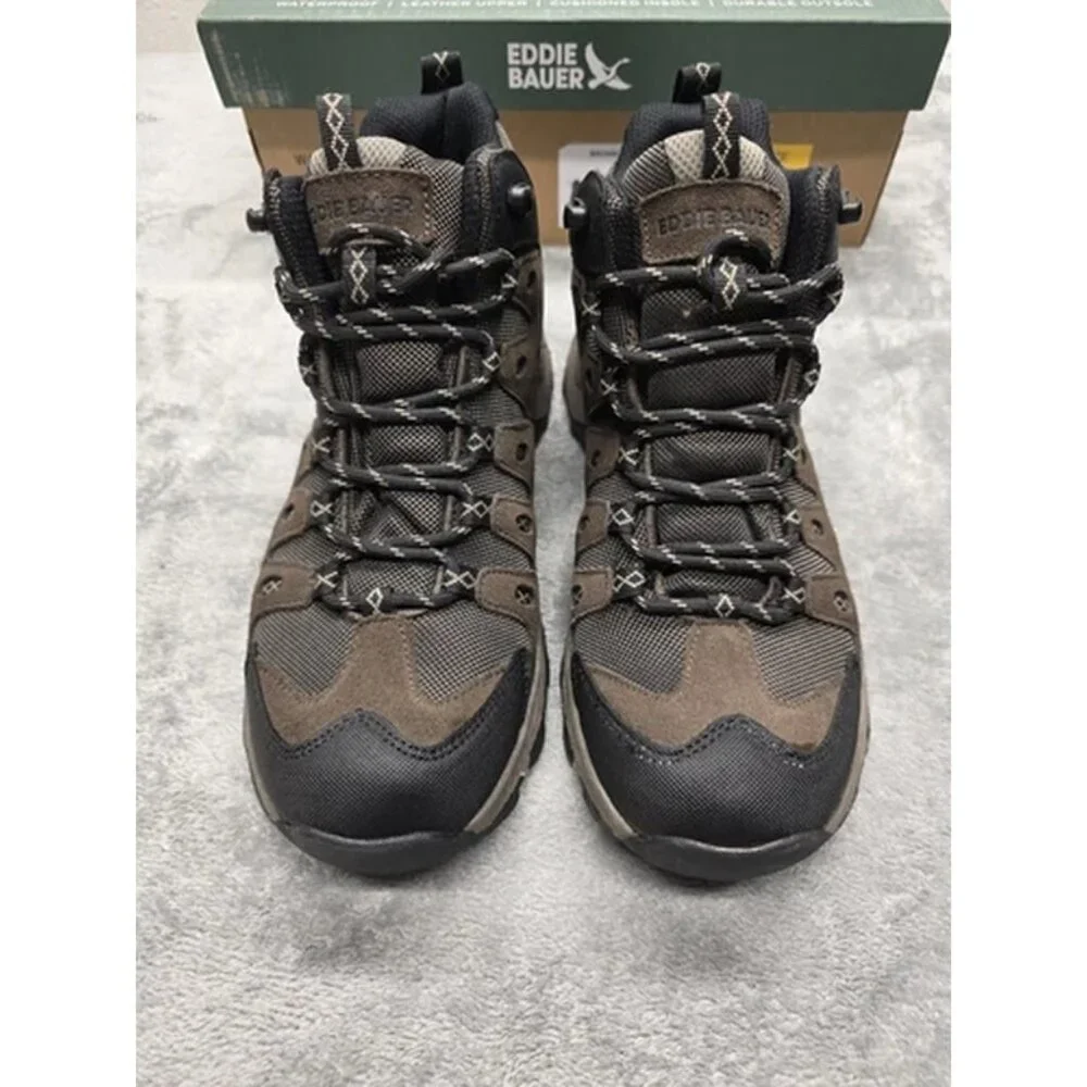 NEW Eddie Bauer Outdoor Boots, Mens US 8, Maple‎ Ridge,  Brown,  Leather Upper